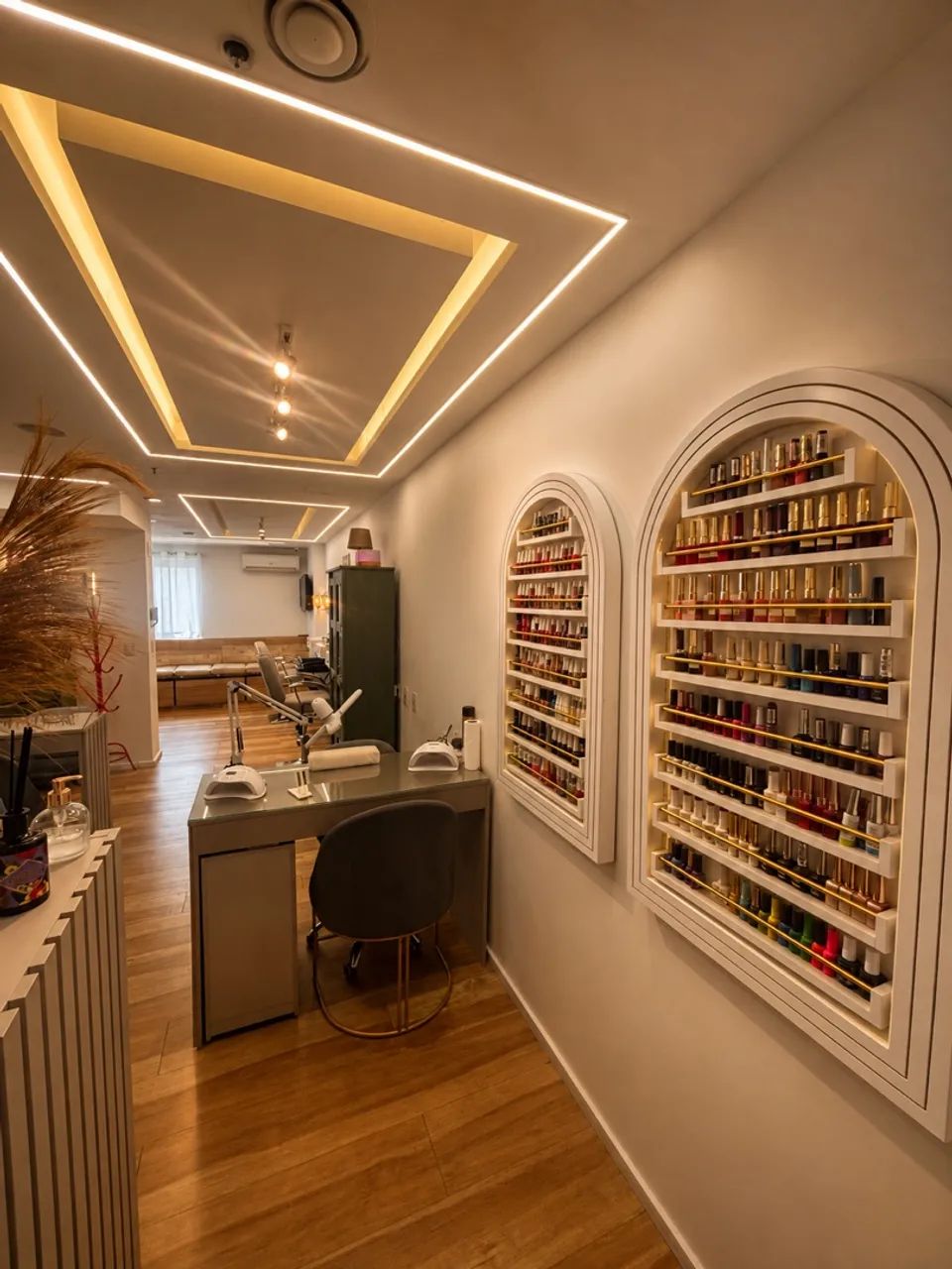 Alugo mesa de Manicure Norte Shopping 