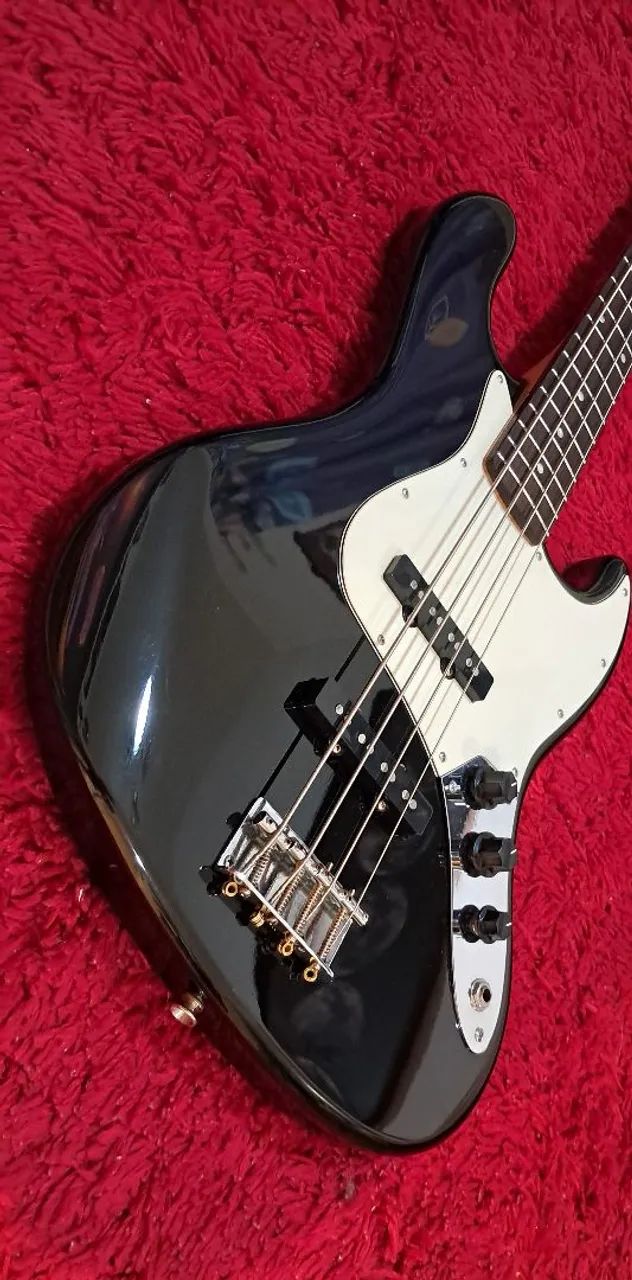 BAIXO FENDER -  JAZZ BASS - 4C - BLINDADO E REGULADO - Foto 3