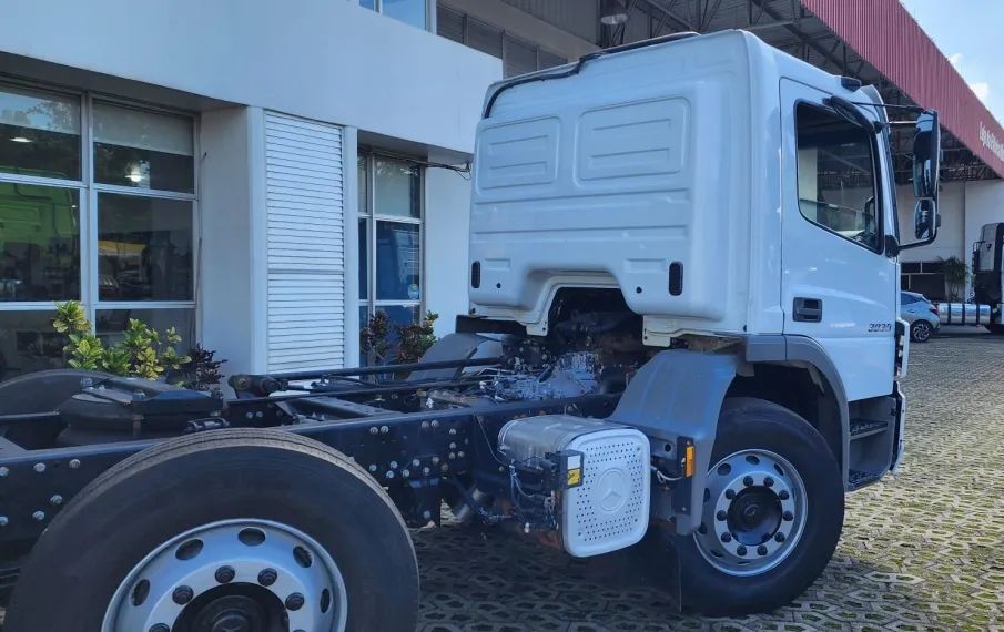 Atego 3030 - Foto 4