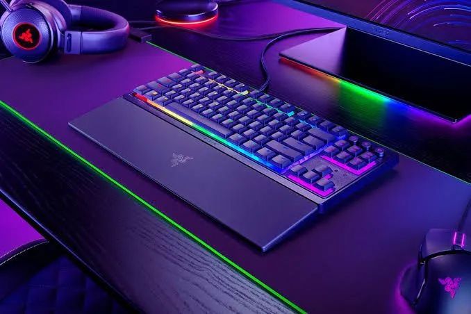 Teclado Razer Ornata V3 Tkl Mecha NA CAIXA