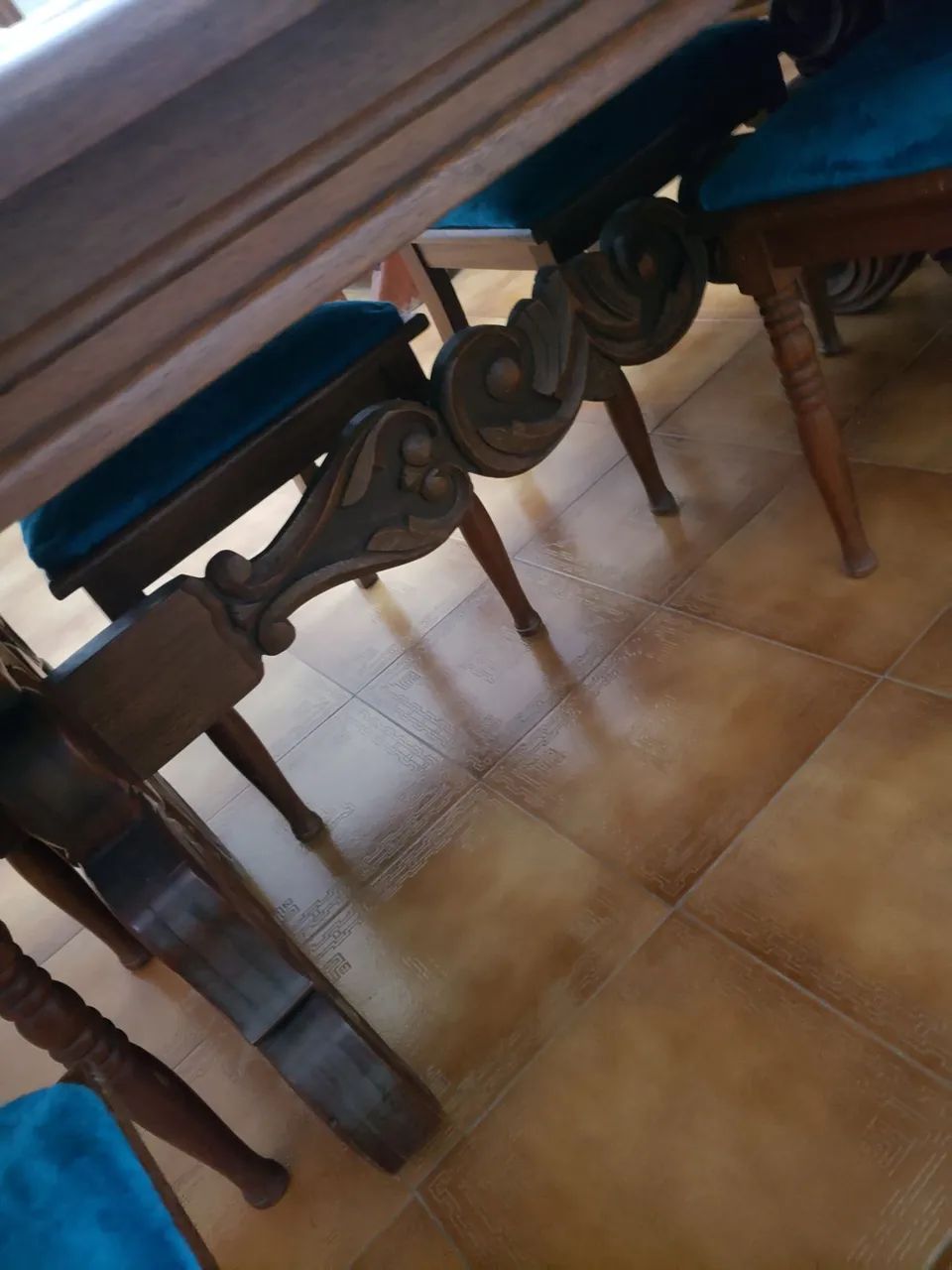 Mesa de jantar 6 cadeiras madeira de lei  - Foto 2