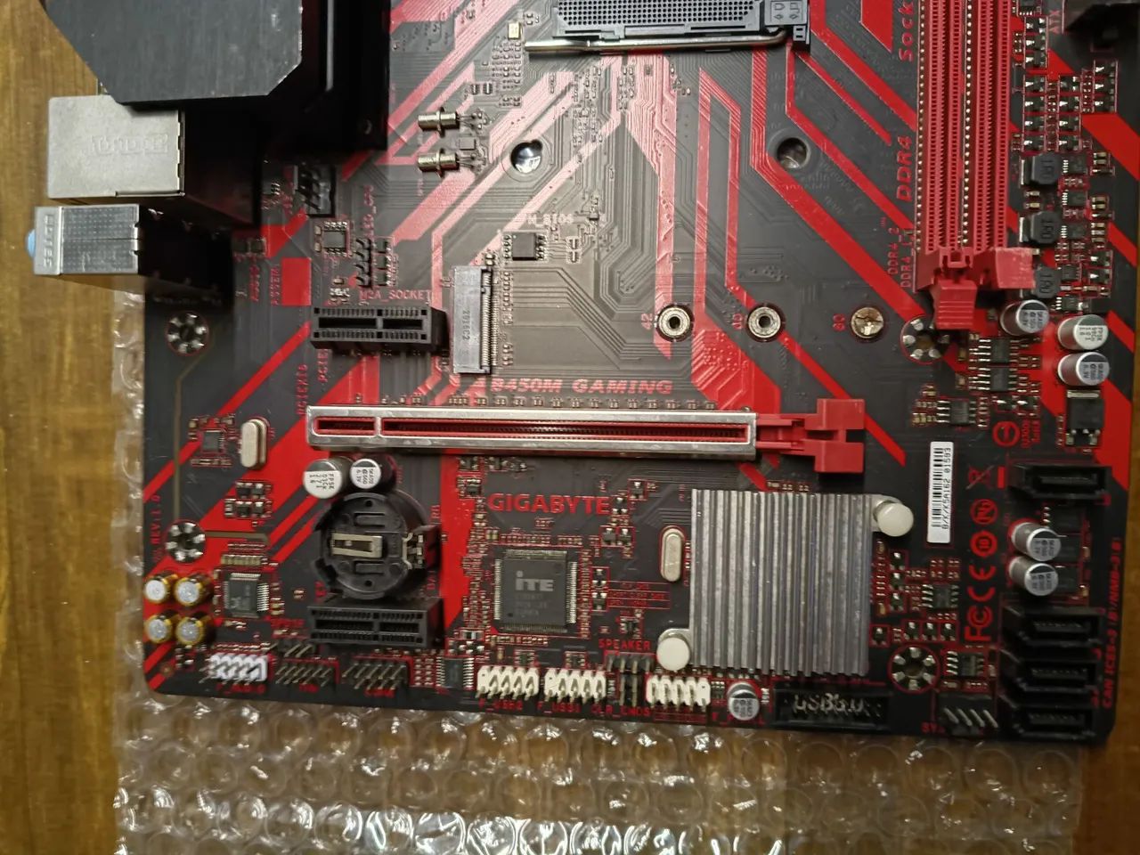 B450M GAMING GIGABYTE - Foto 3