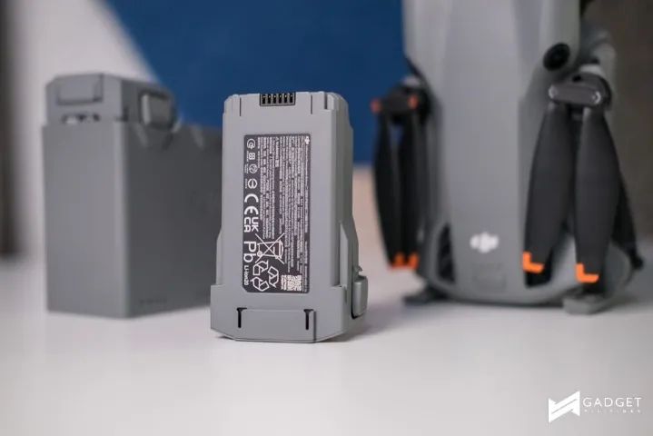 Kit 2 Baterias Plus + Carregador Triplo Para Drone Dji Mini 5 Pro  - Foto 4