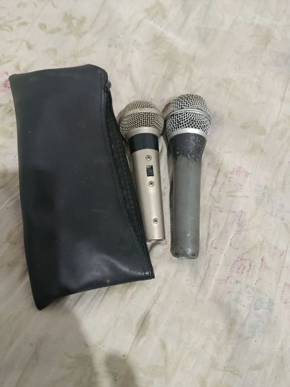 Vendo dois microfones  - Foto 2