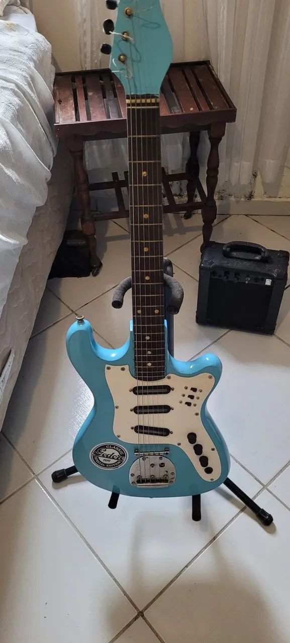 Guitarra e contra baixo  - Foto 3