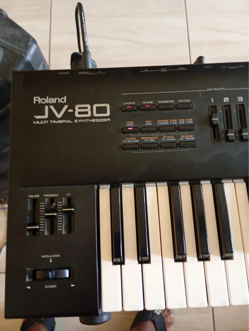 Roland jv 80 lendário - Instrumentos musicais - Maria Paula, São