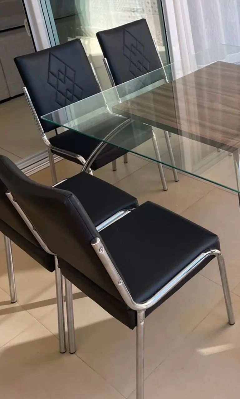 Mesa com 8 cadeiras  - Foto 3