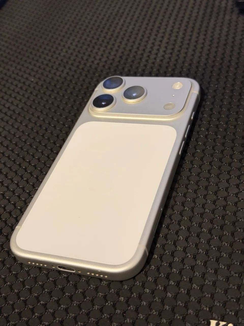 iPhone 17 Pro 256GB Prata - Foto 2