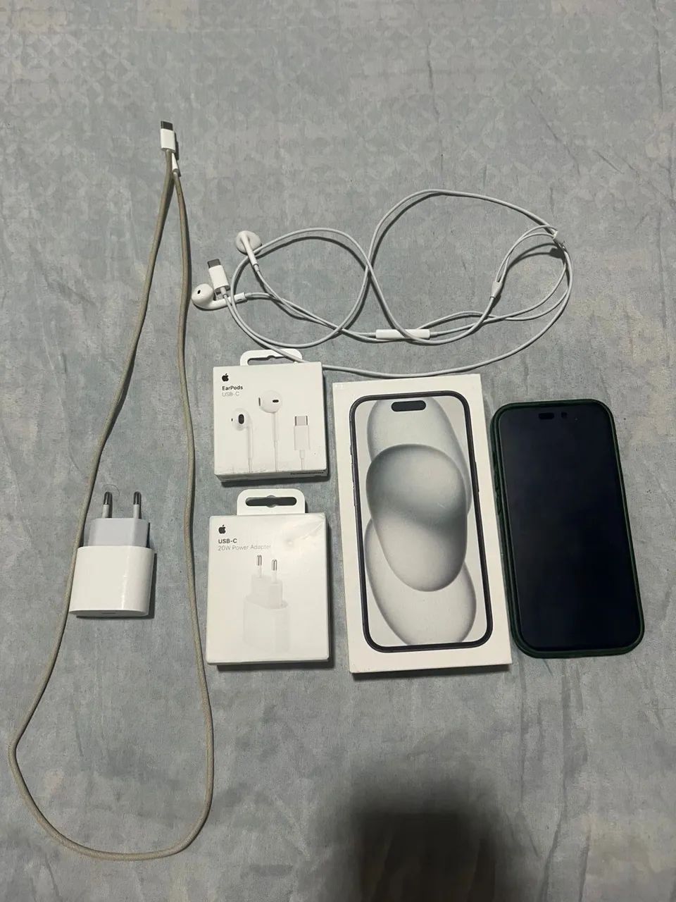iPhone 15 black 128GB