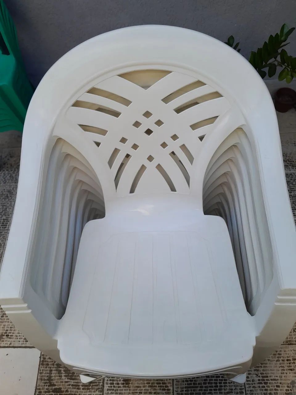 Conjunto de Cadeira Plástica 