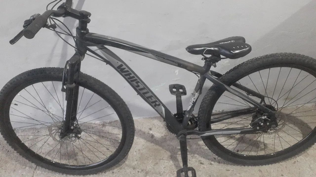 Vendo Bicicleta com 18 marchas