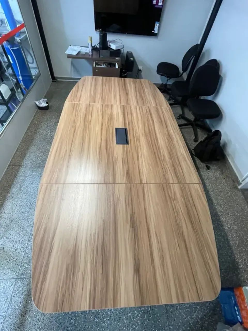 Mesa de Reunião de Escritório com Caixa de Tomada - 3,20x1,20cm - (OFERTA)!!