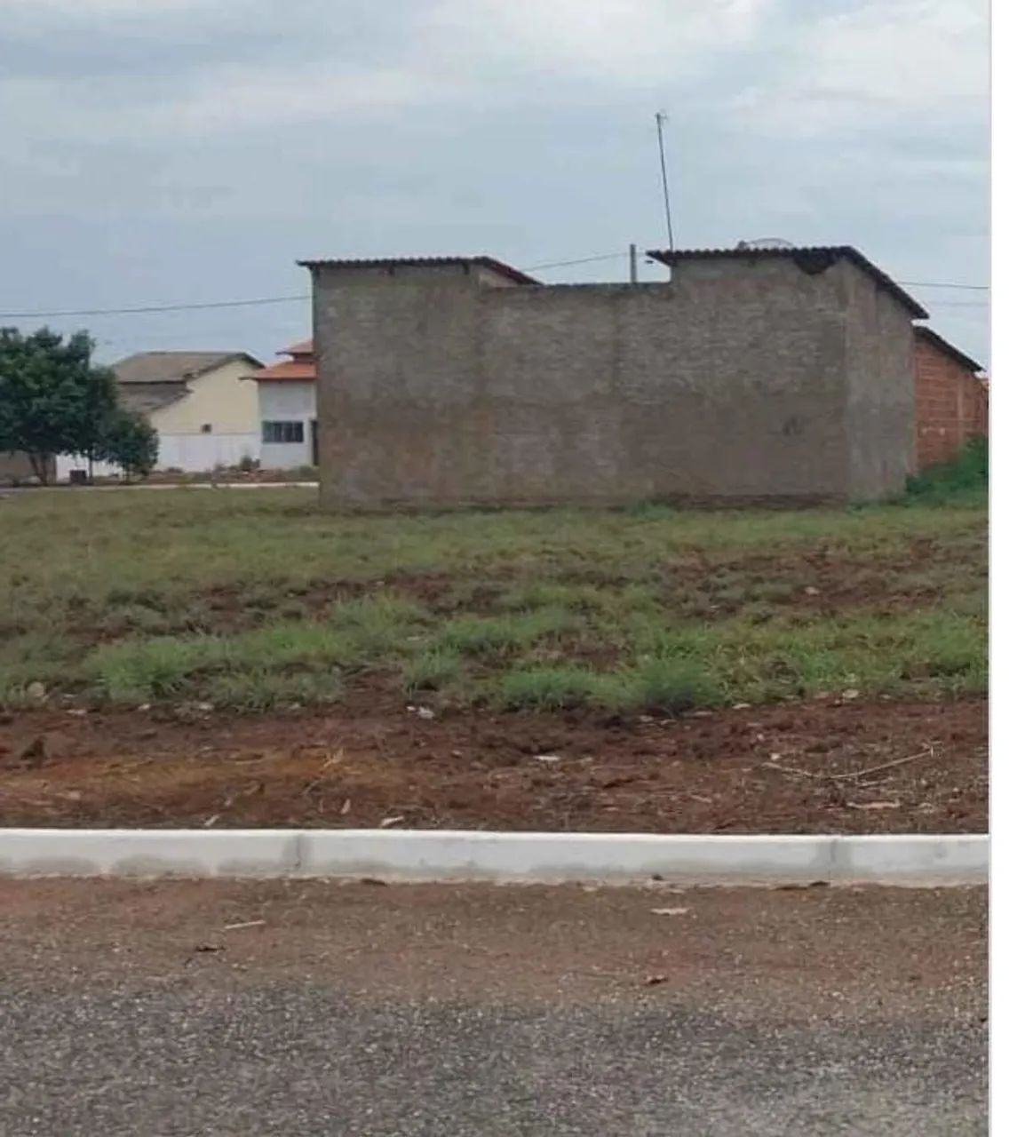 Vende-se Lote 10x25 mt.