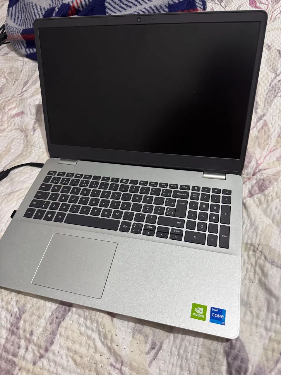 NOTEBOOK DELL INSPIRON 3501 - i7 11ª GERAÇÃO / 1TB / 8GB RAM