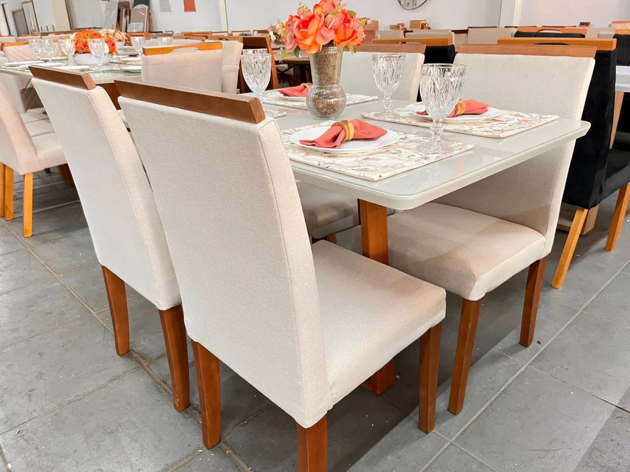 Mesa de madeira pronta entrega 