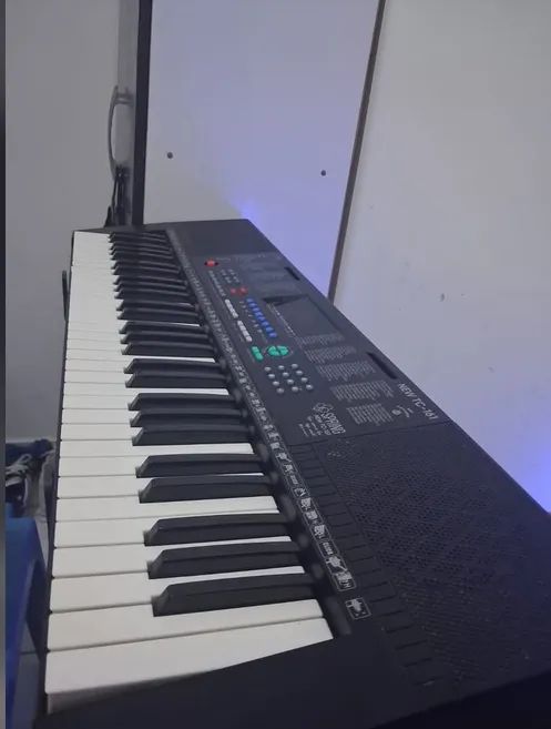 teclado musical 61 teclas - Foto 2