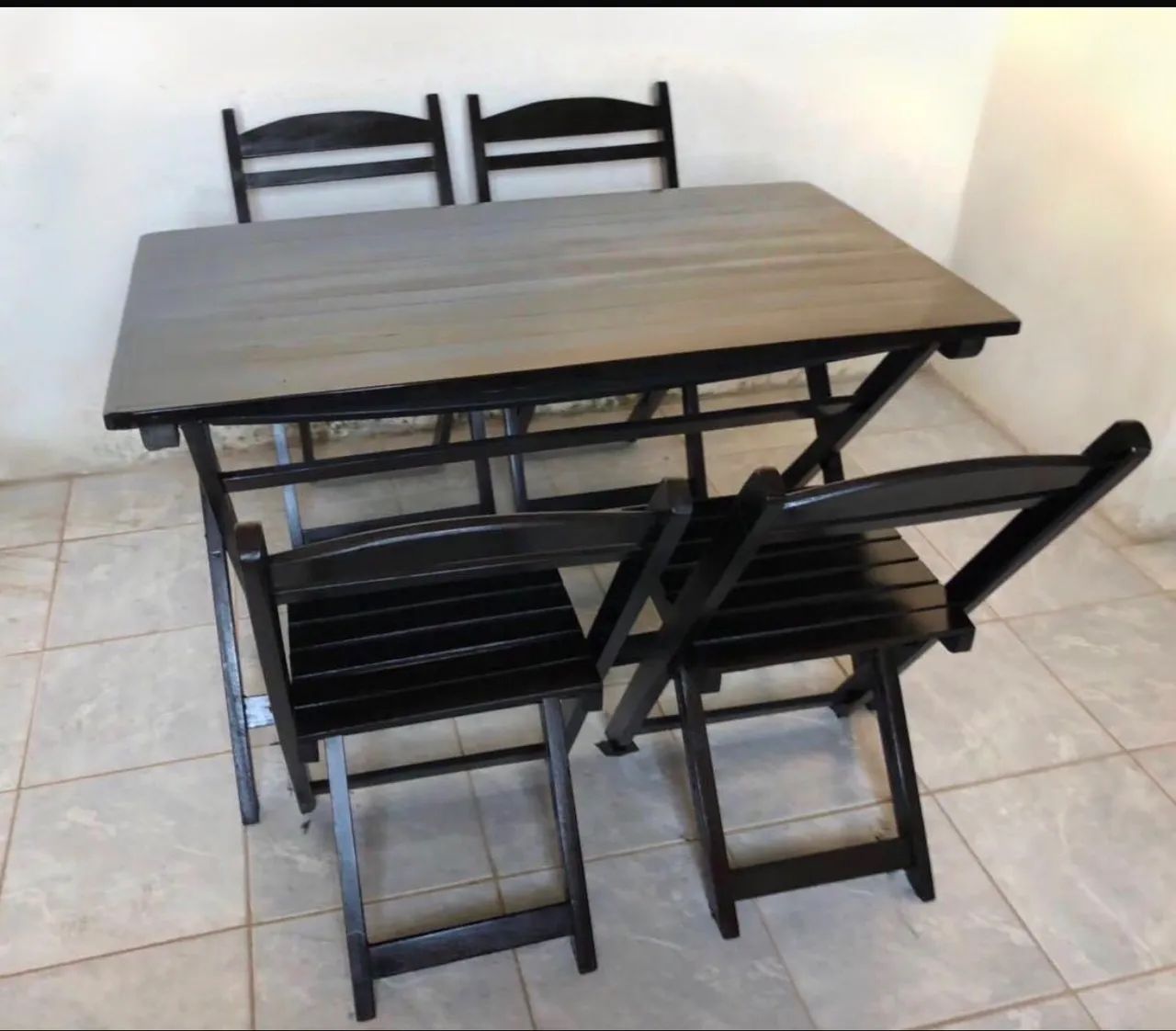 Mesa e cadeira dobrável de madeira  - Foto 2