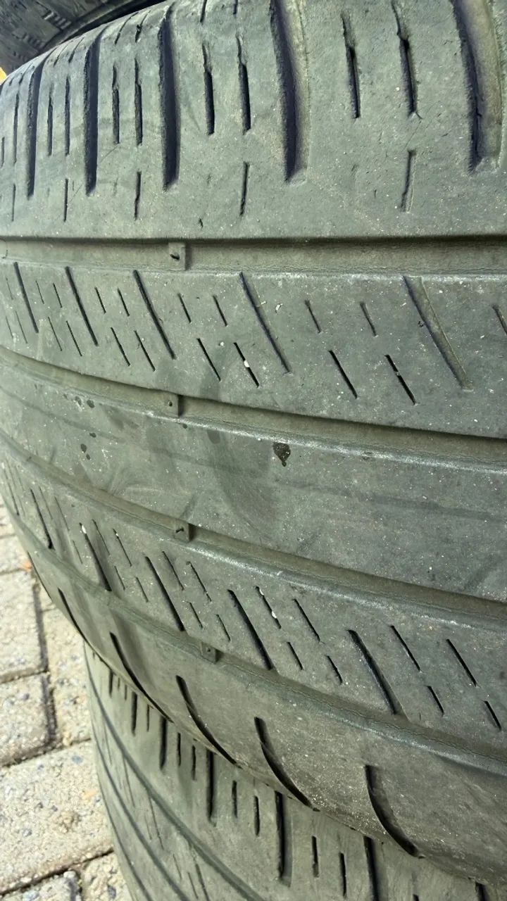 Vendo 4 pneus aro 19 - Foto 2