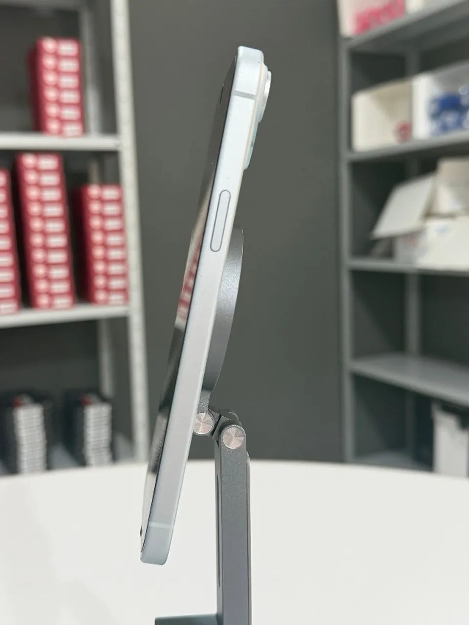iPhone 15 Plus 128gb Branco C/ Pelicula + Capa + Cabo Carregador - Foto 3