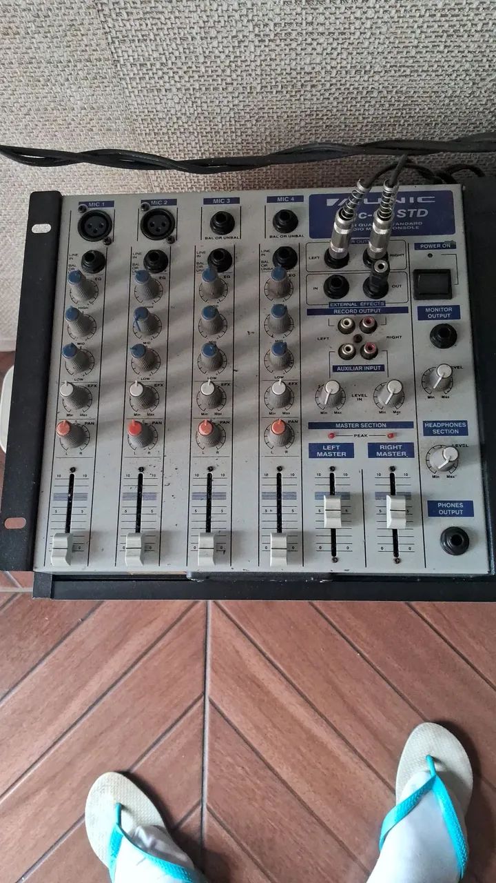Mesa de som Unic quatro com blutuf  - Foto 2