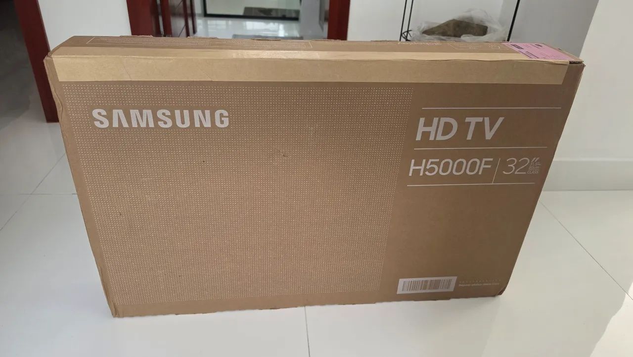 VENDO TV 32 POLEGADAS SAMSUNG SMART LACRADA COM NOTA FISCAL E 1 ANO DE GARANTIA