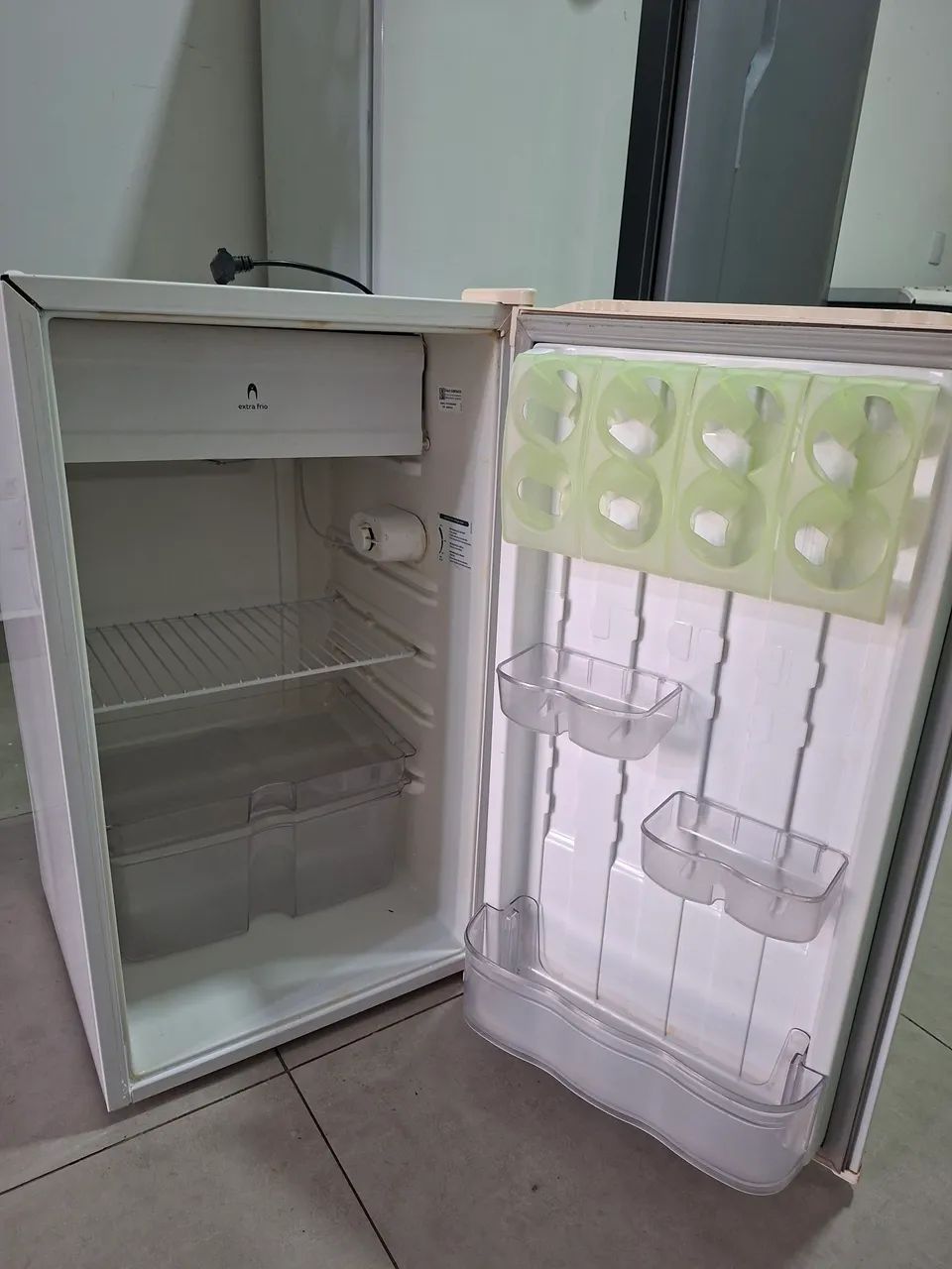 Frigobar 127v  - Foto 3