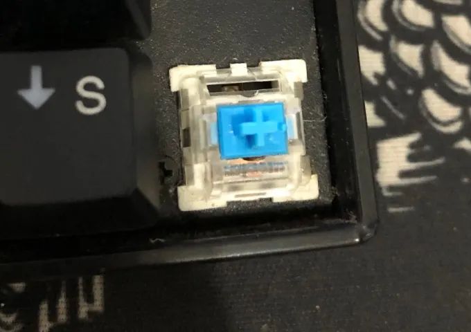Teclado Redragon Kumara K552 switch Blue - Foto 3