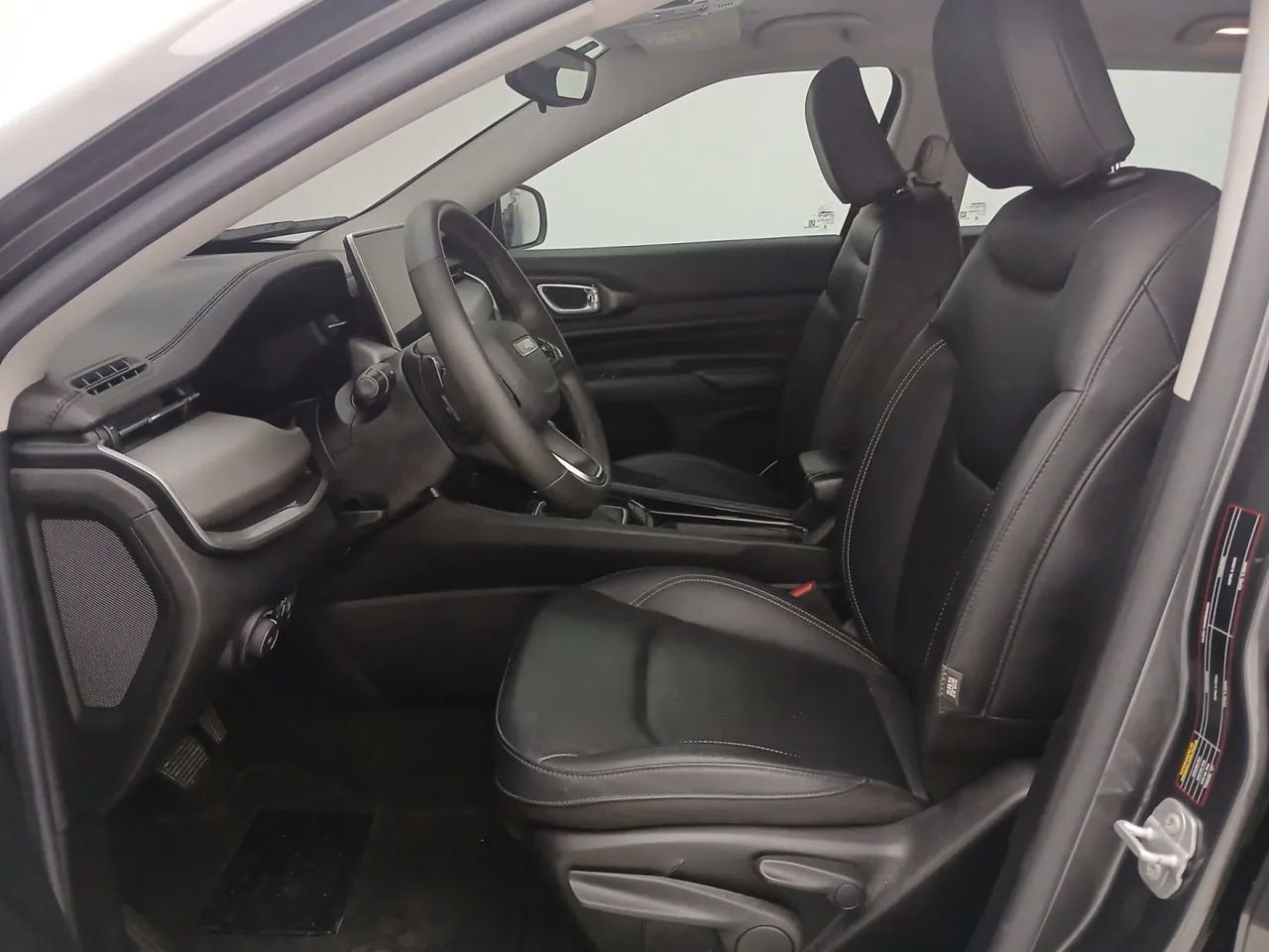 Jeep Compass LONG. T270 1.3 TB 4x2 Flex Aut., foto 16 de 18