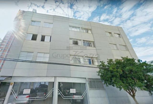 Apartamento à venda com 3 dormitórios cod:V29093AP