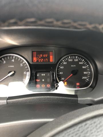 DUSTER DAKAR 2.0 Automática - Foto 8