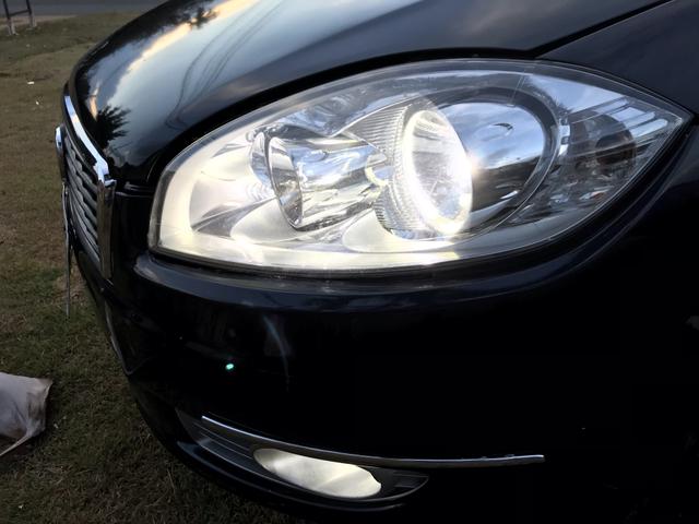 Fiat Linea HLX 1.9 Dualogic - Foto 19
