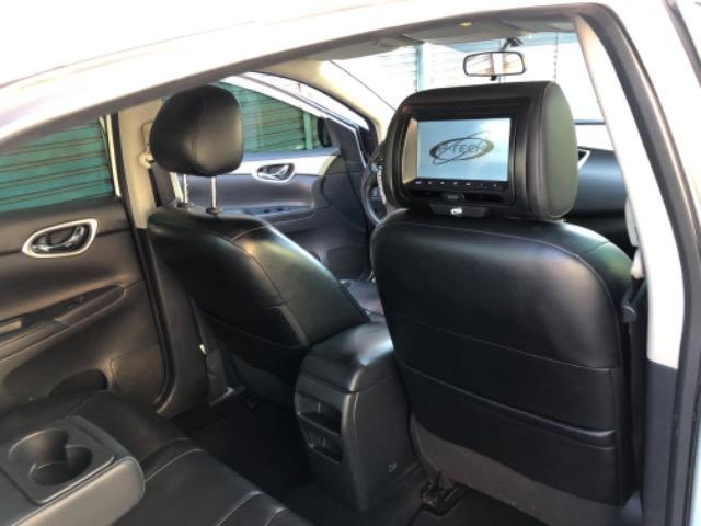 Nissan Sentra - Foto 9