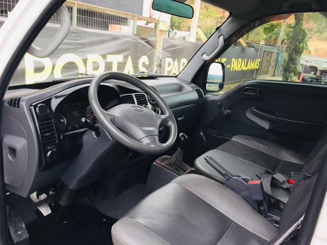Kia Bongo K2500 Ano 2011 - Foto 6