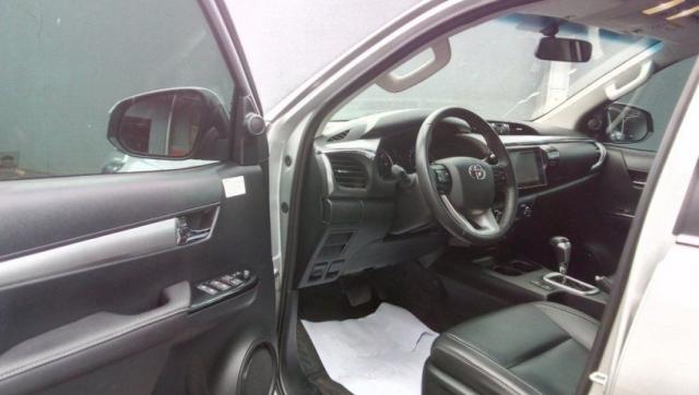 TOYOTA HILUX CD SRX 4X4 2.8 TB AT Prata 2017/2018 - Foto 5