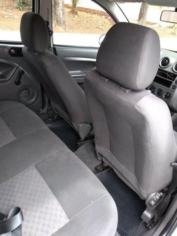 Ford Fiesta 1.6 Flex (2005) - Em ótimo estado!!! - Foto 6