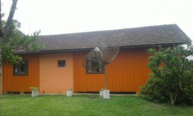 Vendo ou troco Chacara na Lapa por casa de menor valor em Curitiba ou Colombo