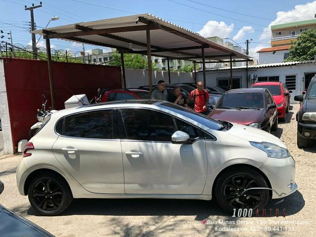 Peugeot 208 GRIFFE 2014 estado de zero!!!!! - Foto 13
