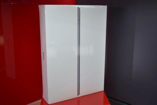 Apple iPad 7th 32GB Wi-Fi Space Gray MW742LL/A - Produto Novo, Lacrado e com Garantia - Foto 2