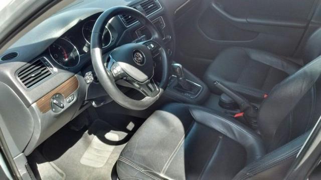 VOLKSWAGEN JETTA COMFORTLINE 2.0 TIP FLEX Branco 2015/2016 - Foto 5