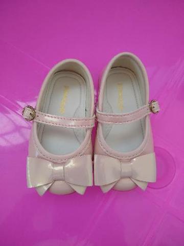 sapatinho pimpolho rosa