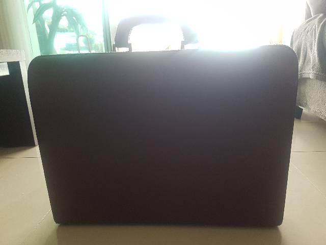 Maleta couro notebook com segredo - Foto 5