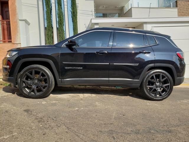 Jeep Compass venda ou troca - Foto 4