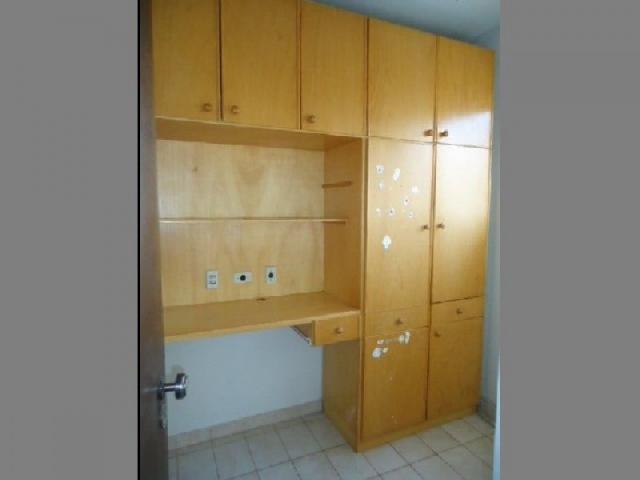 8003 | Apartamento à venda com 3 quartos em CENTRO, MARINGA - Foto 16