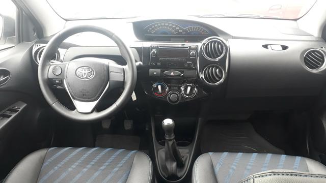 Etios sedam mod.2015 - Foto 5