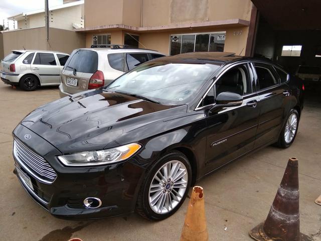 Ford fusion troco por Hilux