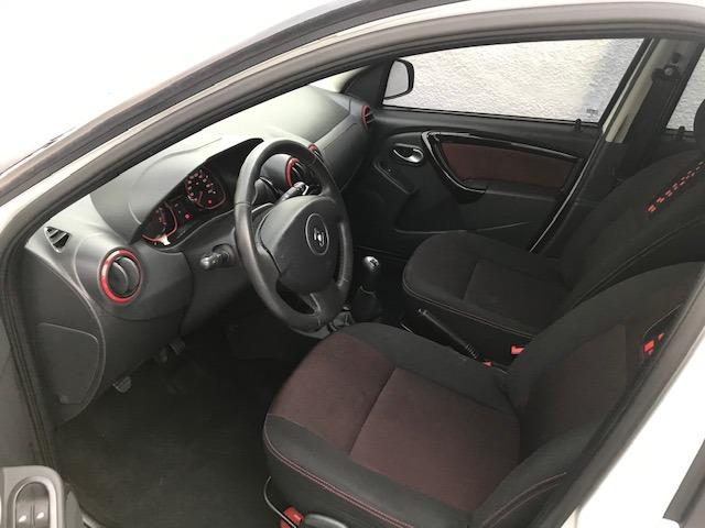 Sandero - Foto 8
