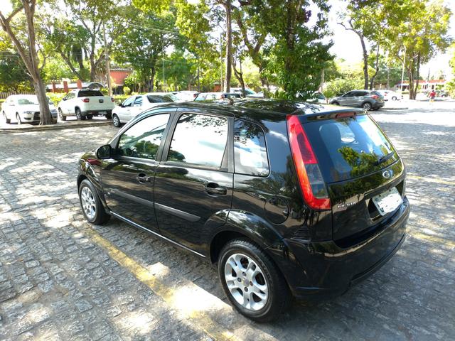 Ford Fiesta - Foto 2