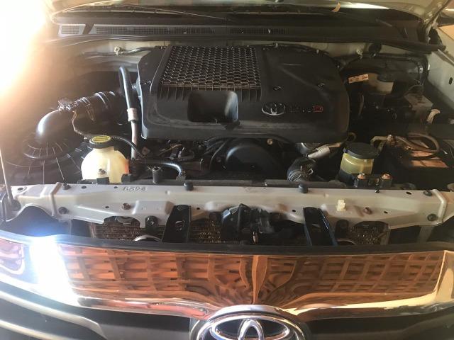 Hilux - Foto 2