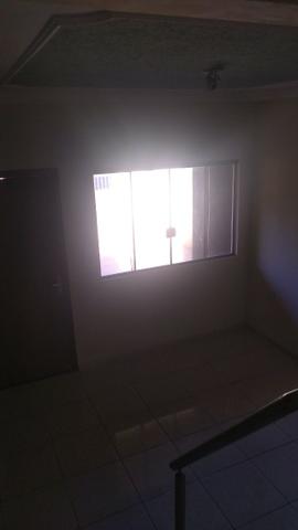 Casa esquina + sobrado em rua comercial super abaixo do preço para vender logo - Foto 9