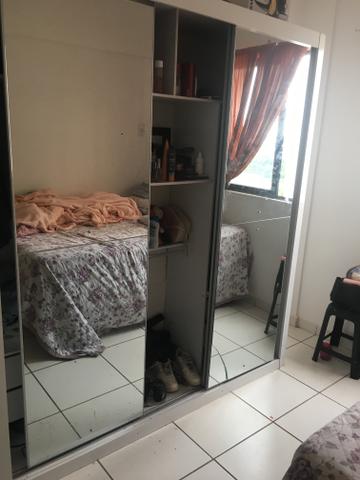 Guarda roupa semi novo - Foto 3
